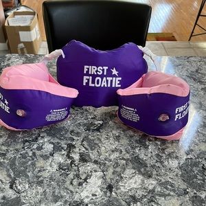 Dojo Kids First Floatie for kids 24 to 66 pounds